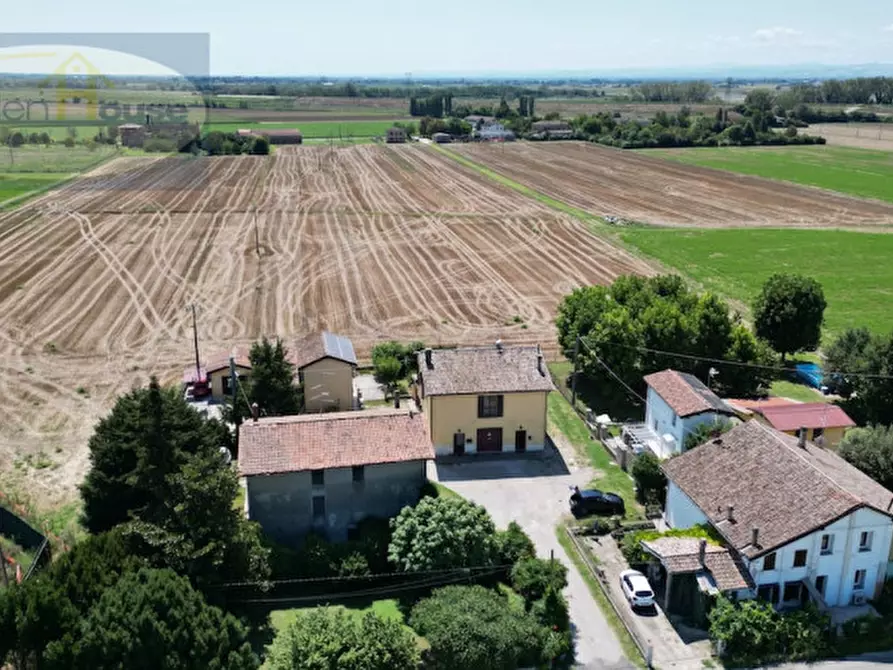 Immagine 53 di Palazzo in vendita  in Via Lumaca 19 a Molinella