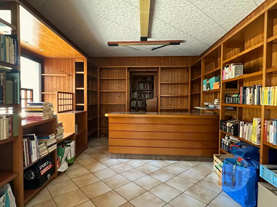 Immagine 5 di Negozio in vendita  in Via delle Monache a Gorizia