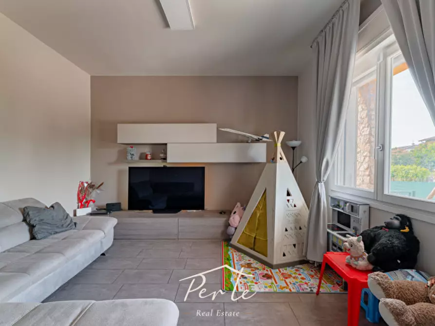 Immagine 1 di Villa in vendita  in via spolverina 48 a Borgo Virgilio