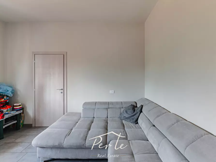 Immagine 2 di Villa in vendita  in via spolverina 48 a Borgo Virgilio