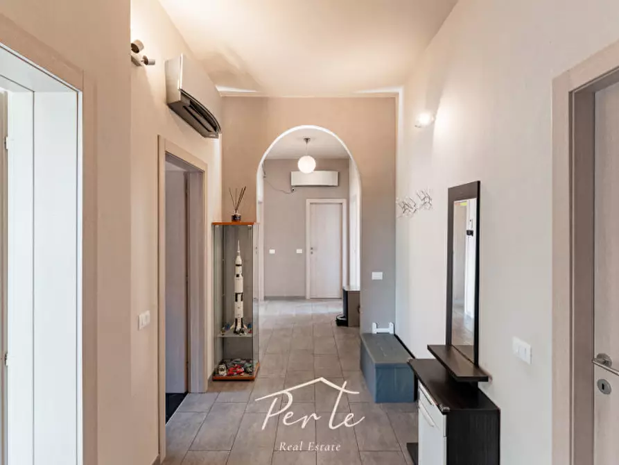 Immagine 3 di Villa in vendita  in via spolverina 48 a Borgo Virgilio