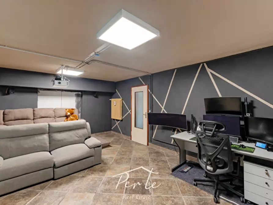 Immagine 17 di Villa in vendita  in via spolverina 48 a Borgo Virgilio