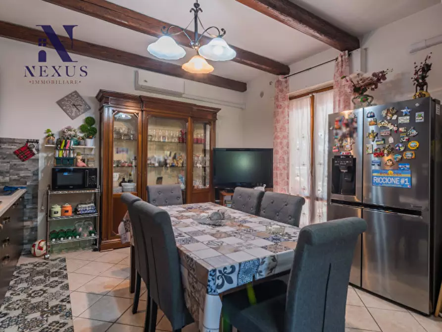 Immagine 3 di Appartamento in vendita  a Fano