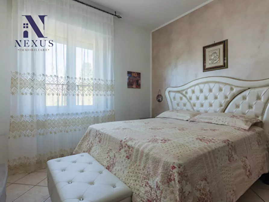 Immagine 11 di Appartamento in vendita  a Fano