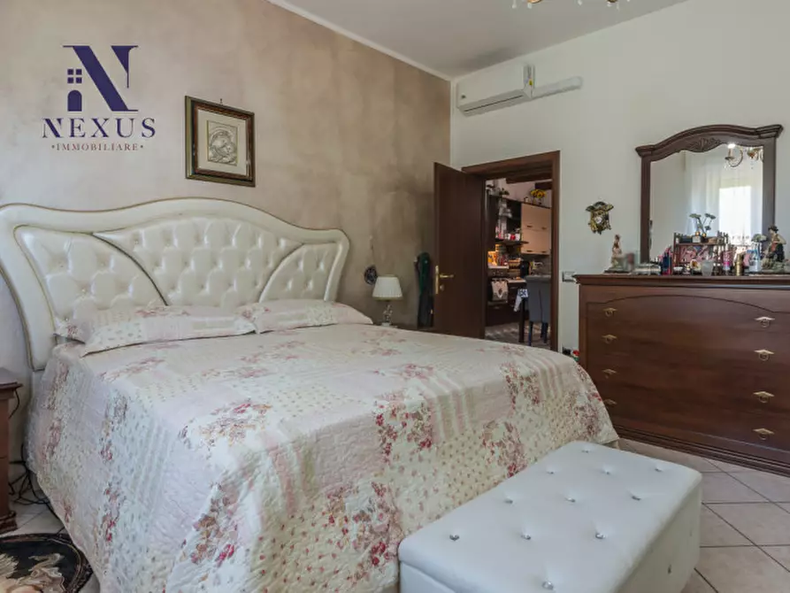 Immagine 12 di Appartamento in vendita  a Fano