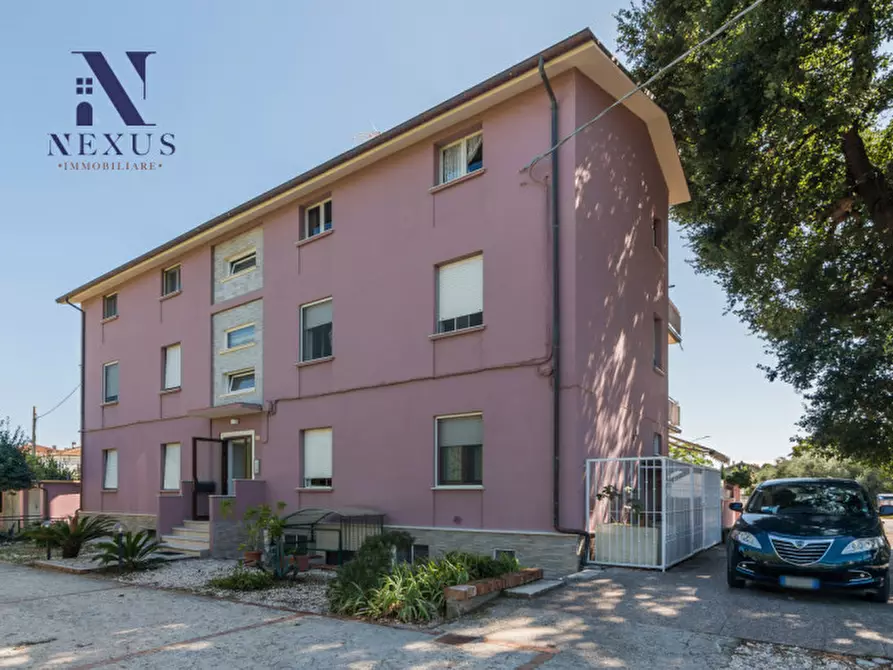 Immagine 29 di Appartamento in vendita  a Fano