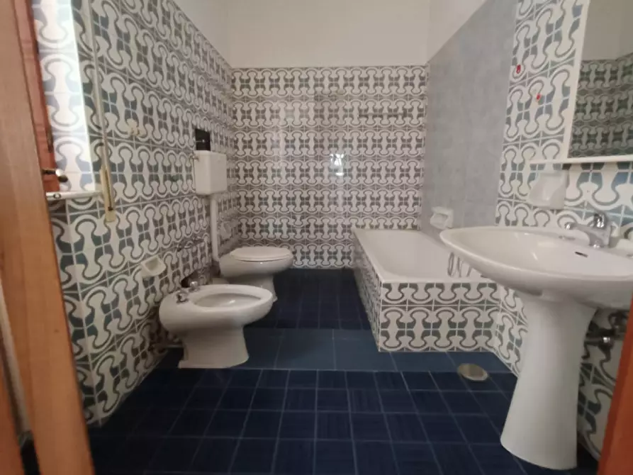 Immagine 2 di Appartamento in vendita  in via firenze, 60 a Andria