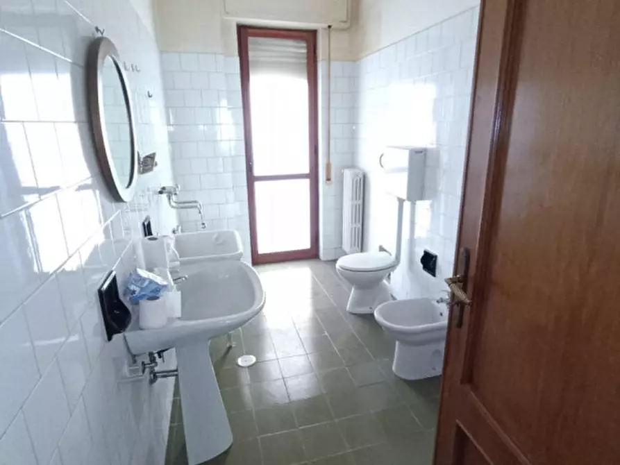 Immagine 10 di Appartamento in vendita  in via firenze, 60 a Andria