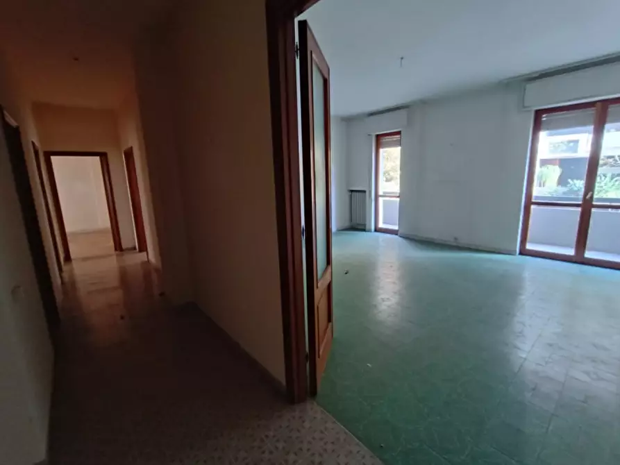 Immagine 13 di Appartamento in vendita  in via firenze, 60 a Andria