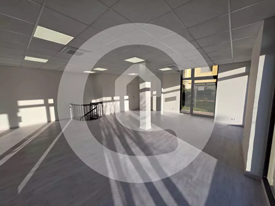 Immagine 9 di Negozio in affitto  in Via Dandolo a Borgoricco