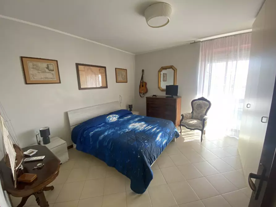 Immagine 16 di Appartamento in vendita  in via rorine 34 a Alba