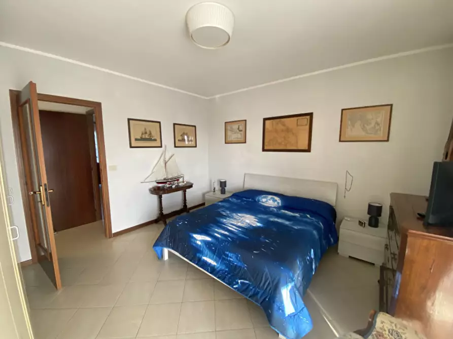 Immagine 17 di Appartamento in vendita  in via rorine 34 a Alba