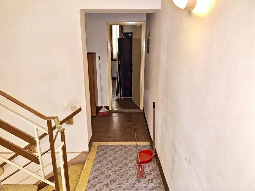 Immagine 5 di Appartamento in vendita  in Piazza IV Novembre, N. 32 a Agliana