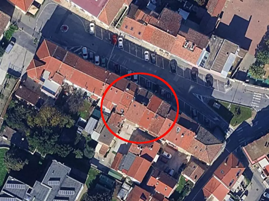 Immagine 17 di Appartamento in vendita  in Piazza IV Novembre, N. 32 a Agliana