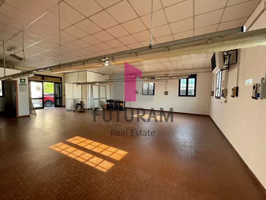 Immagine 6 di Negozio in vendita  in VIA ROMA 1 a Vigonovo