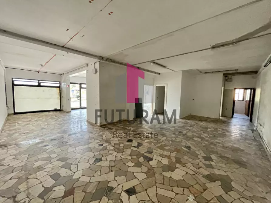 Immagine 28 di Negozio in vendita  in VIA ROMA 1 a Vigonovo