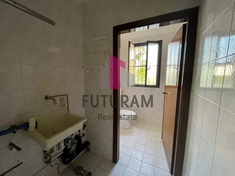 Immagine 33 di Negozio in vendita  in VIA ROMA 1 a Vigonovo