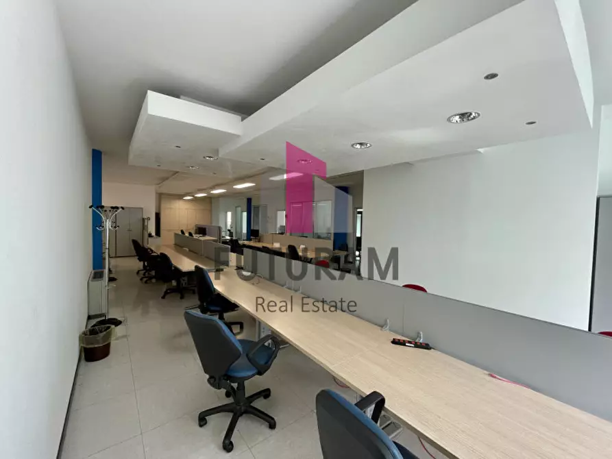 Immagine 2 di Ufficio in affitto  in VIA LONGHIN 1 a Padova