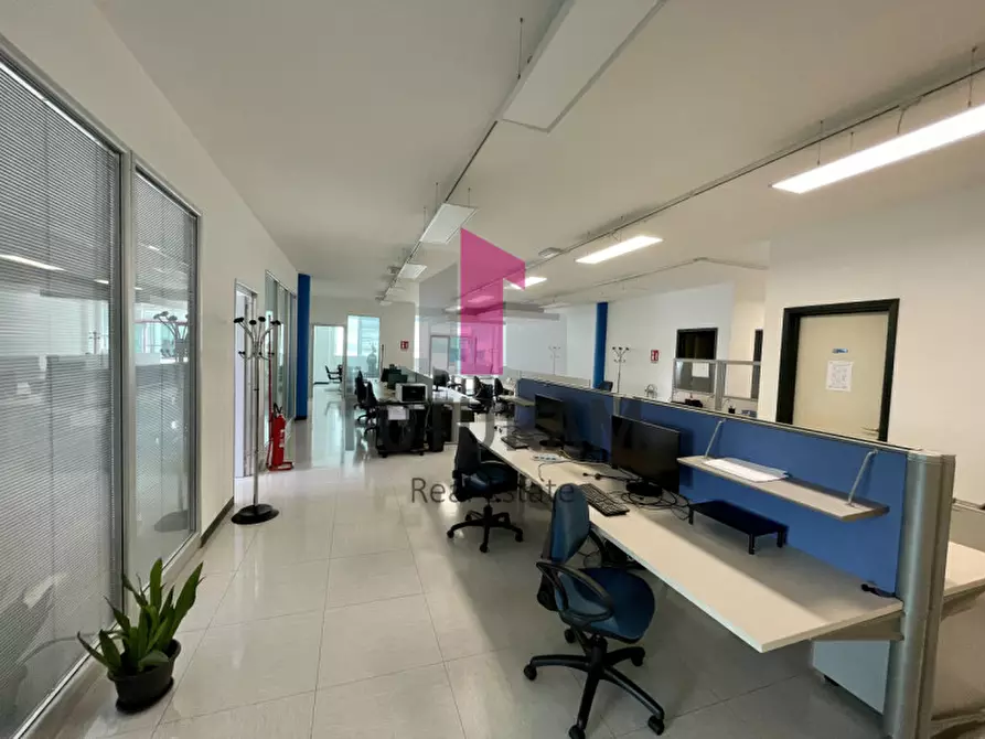 Immagine 14 di Ufficio in affitto  in VIA LONGHIN 1 a Padova