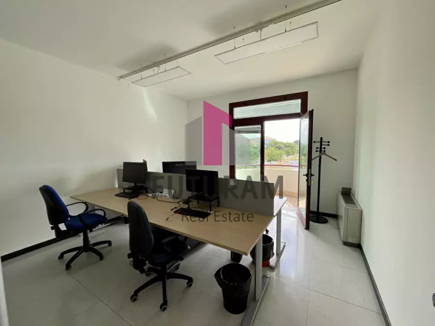 Immagine 18 di Ufficio in affitto  in VIA LONGHIN 1 a Padova