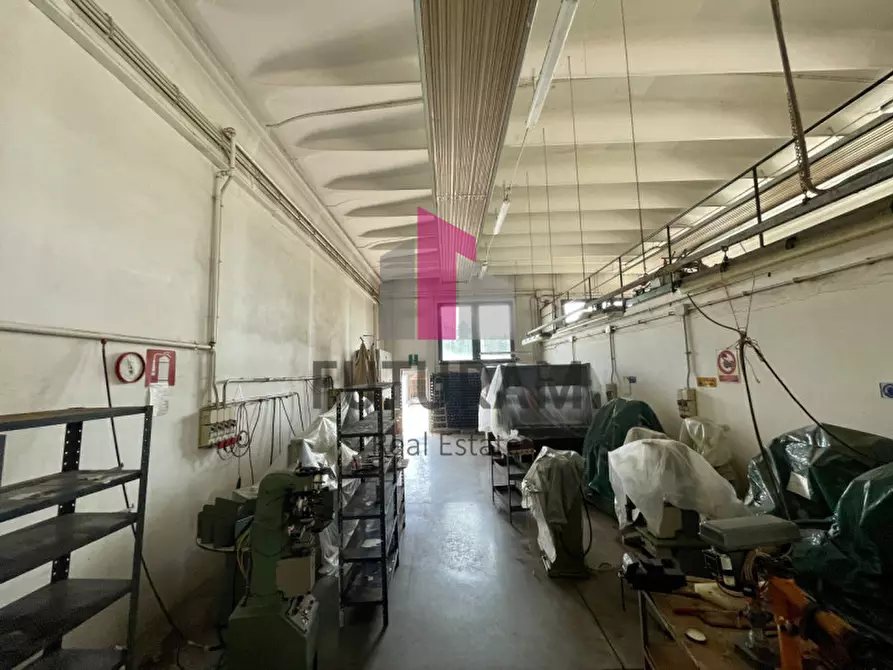 Immagine 4 di Capannone industriale in vendita  in VIA ROMA 1 a Fosso'