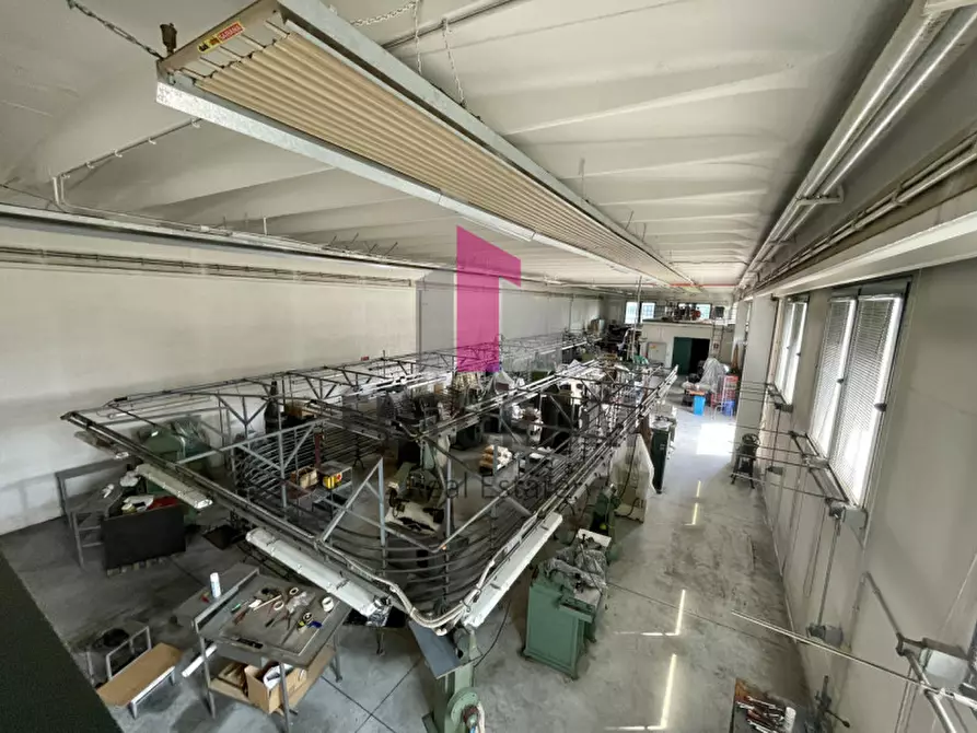 Immagine 14 di Capannone industriale in vendita  in VIA ROMA 1 a Fosso'