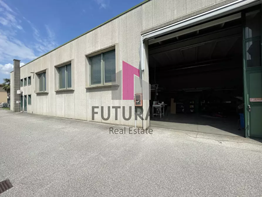 Immagine 17 di Capannone industriale in vendita  in VIA ROMA 1 a Fosso'