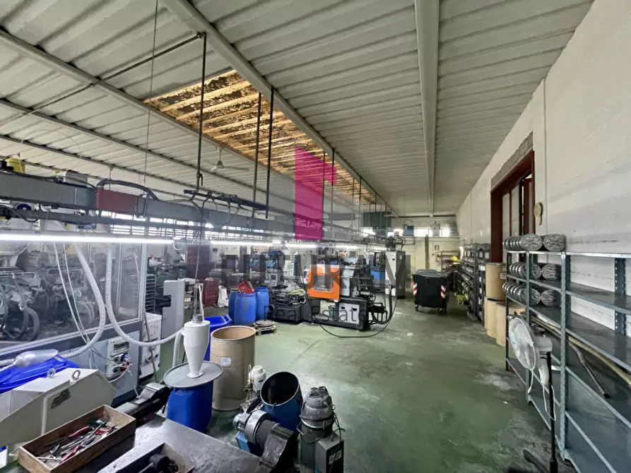 Immagine 5 di Capannone industriale in vendita  in VIA ROMA 1 a Vigonovo