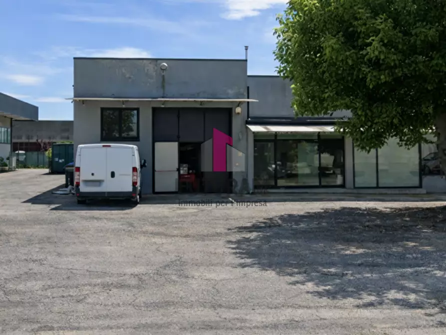 Immagine 11 di Capannone industriale in vendita  a Vigonovo