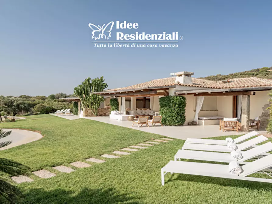 Immagine 5 di Villa in vendita  in Via Sottomonte, 6 a Golfo Aranci