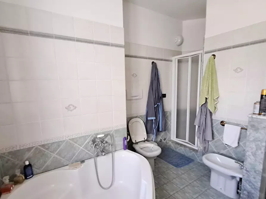 Immagine 17 di Villa in vendita  a Corciano