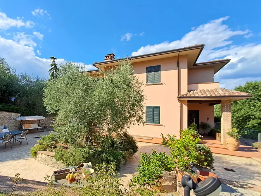 Immagine 19 di Villa in vendita  a Corciano