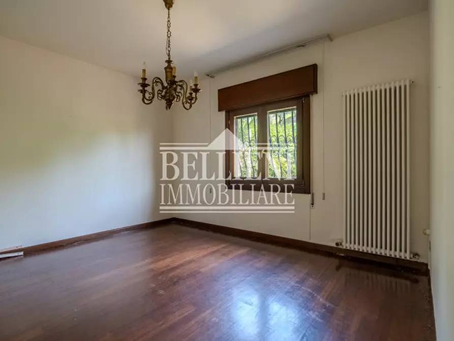 Immagine 12 di Villa in vendita  in Via Poggian a Creazzo