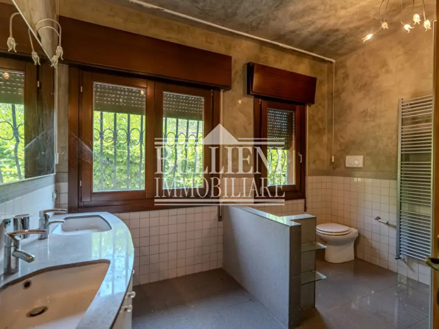 Immagine 13 di Villa in vendita  in Via Poggian a Creazzo