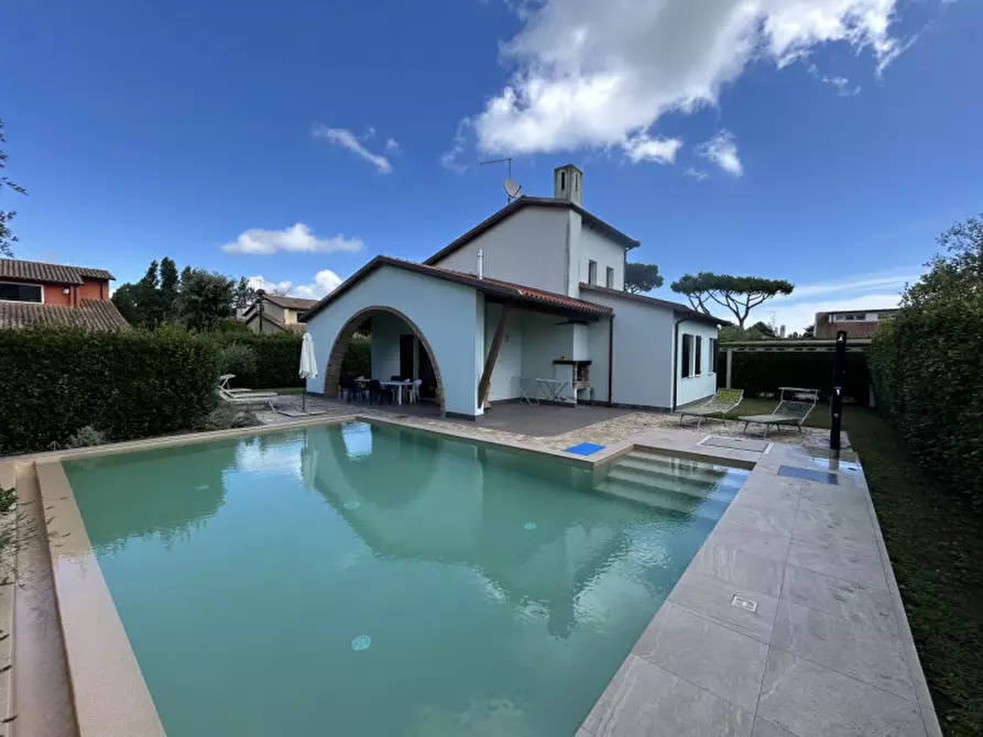 Immagine 2 di Casa indipendente in vendita  in Via della Vite a Rosolina