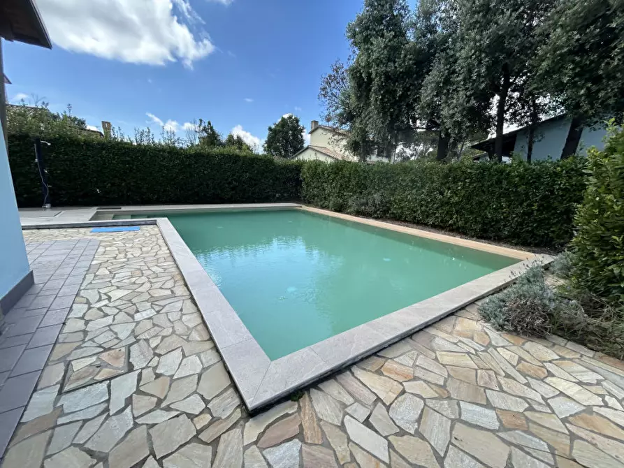 Immagine 3 di Casa indipendente in vendita  in Via della Vite a Rosolina