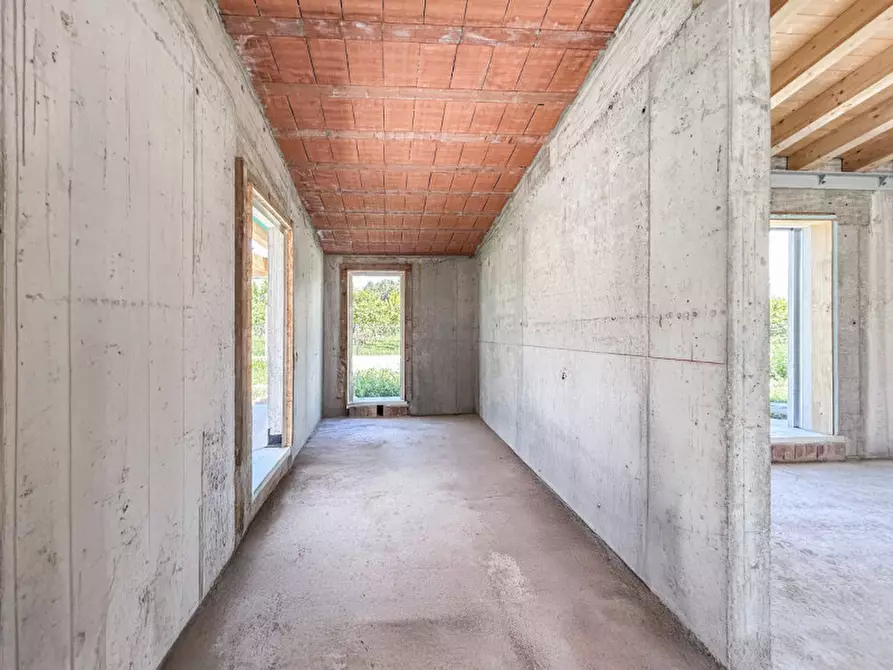 Immagine 14 di Villa in vendita  in Via Milone a Pescantina