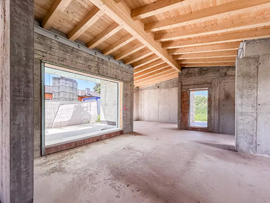 Immagine 18 di Villa in vendita  in Via Milone a Pescantina