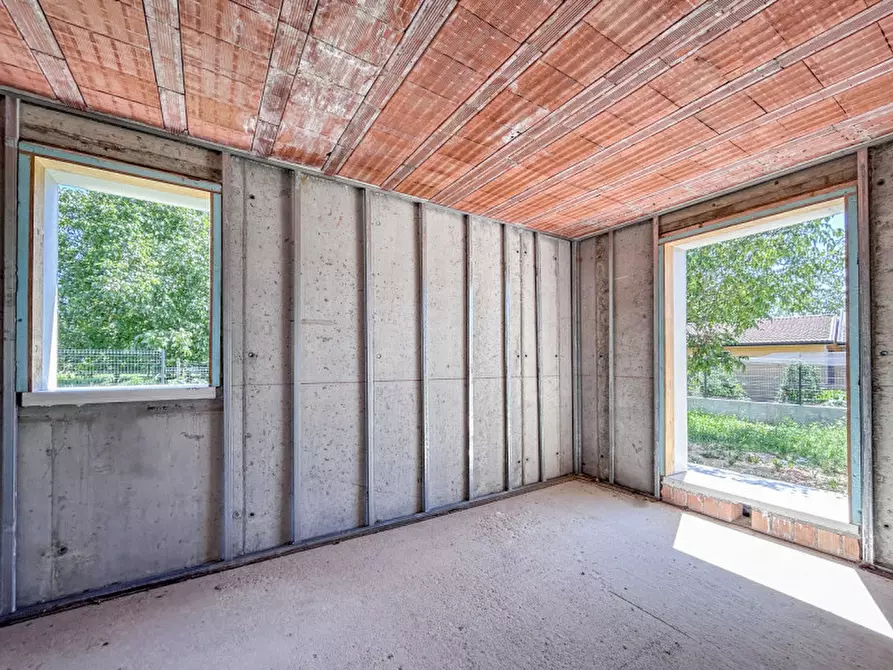 Immagine 19 di Villa in vendita  in Via Milone a Pescantina