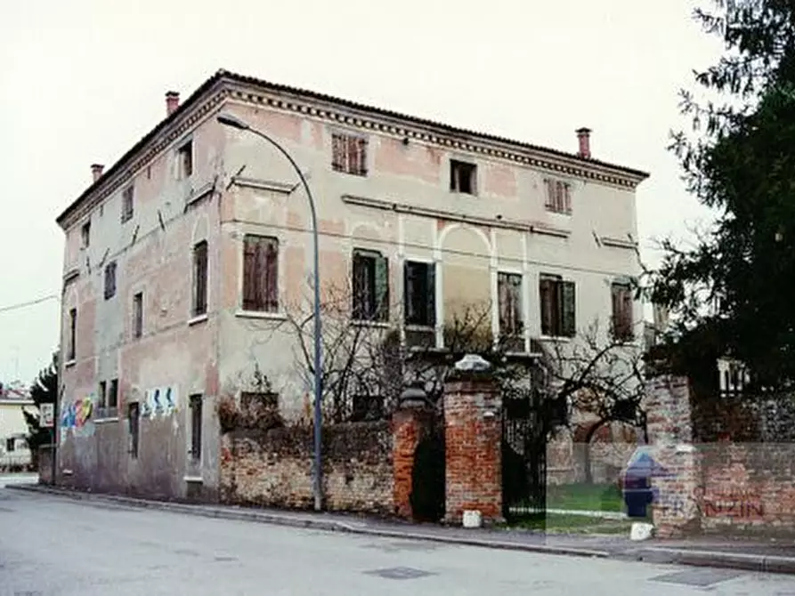 Immagine 70 di Appartamento in vendita  in VIA ARMANDO DIAZ 8 a Meolo