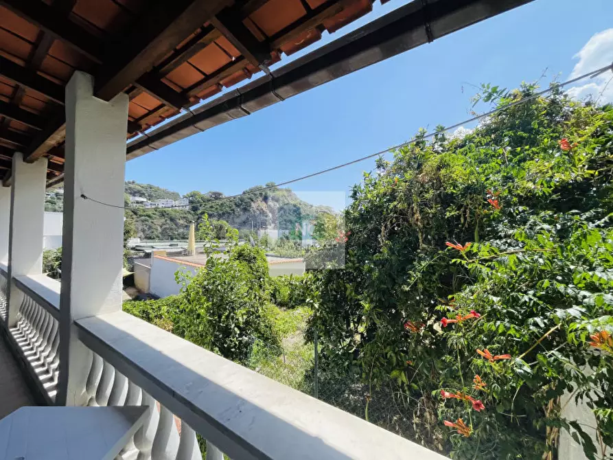 Immagine 25 di Villa in vendita  in Via Tommaso Cigliano a Forio