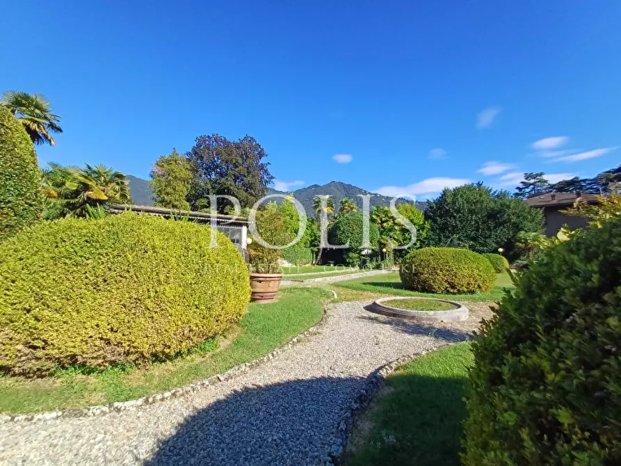 Immagine 7 di Appartamento in vendita  a Cernobbio