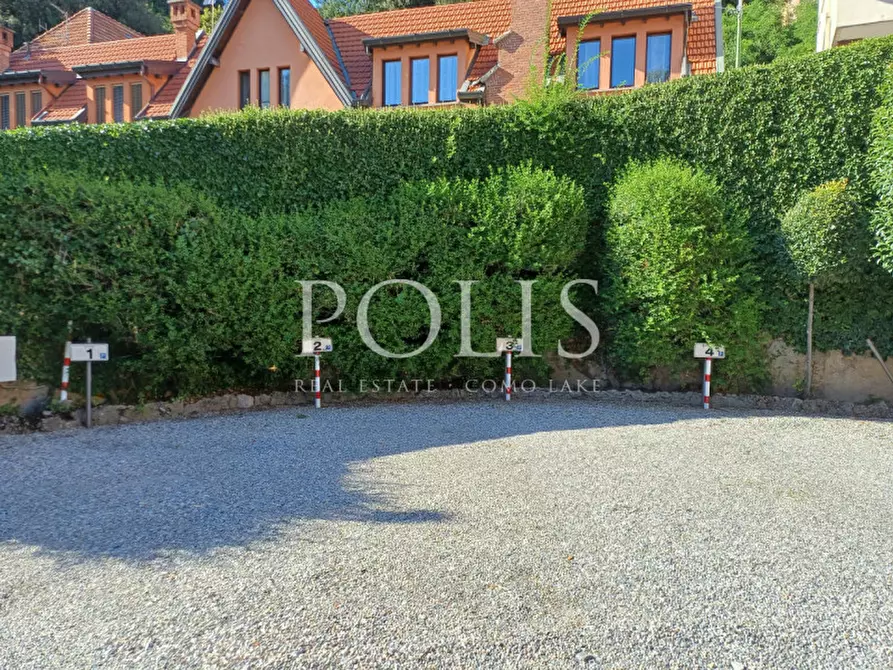 Immagine 8 di Appartamento in vendita  a Cernobbio