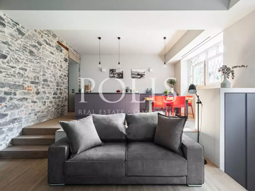 Immagine 10 di Appartamento in vendita  a Cernobbio