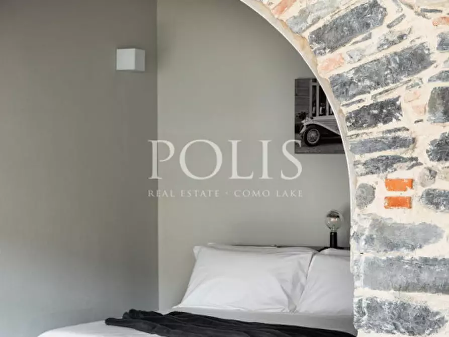 Immagine 19 di Appartamento in vendita  a Cernobbio