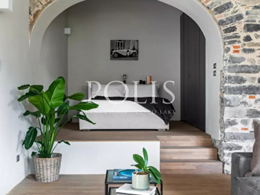 Immagine 23 di Appartamento in vendita  a Cernobbio