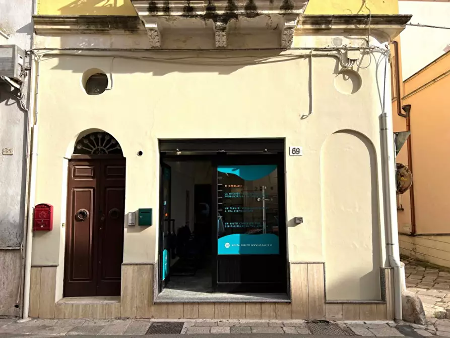 Immagine 5 di Ufficio in vendita  in Via Roma, 73042 Casarano LE, Italia a Casarano