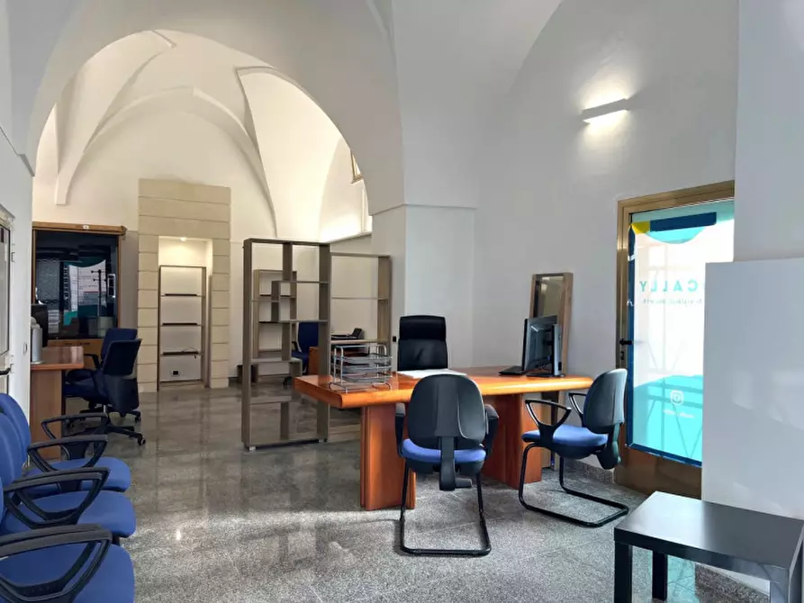 Immagine 9 di Ufficio in vendita  in Via Roma, 73042 Casarano LE, Italia a Casarano