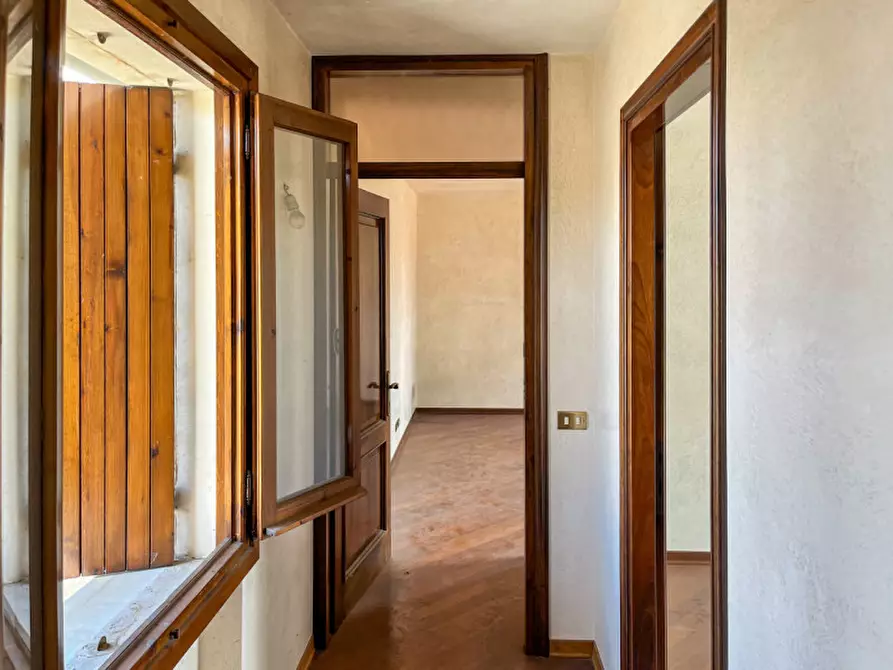 Immagine 15 di Casa indipendente in vendita  in Via Risorgimento a Montebelluna