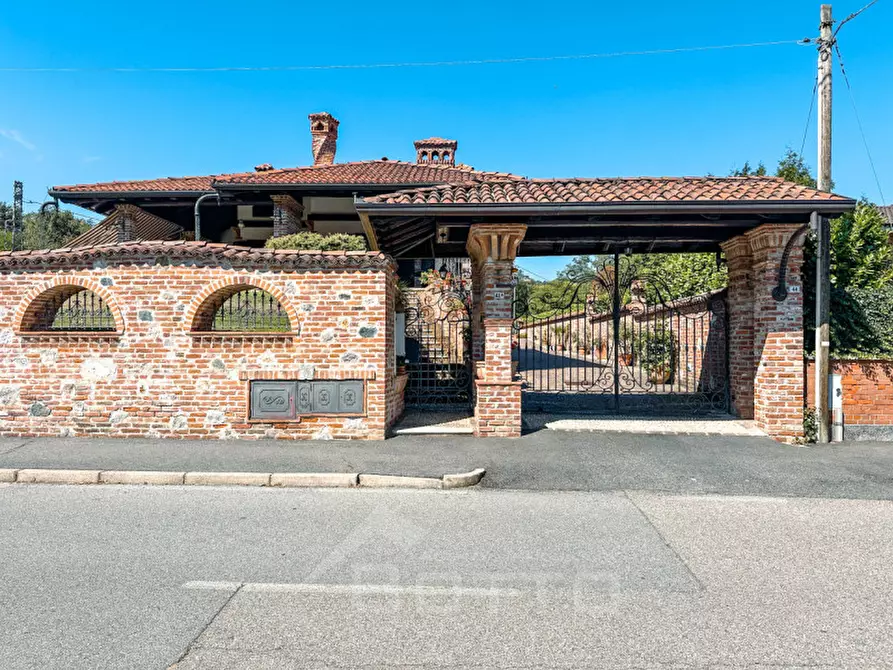 Immagine 7 di Villa in vendita  in Via Cossato, 44/a a Gattinara